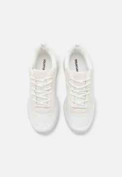 YOURTURN UnisexSneakers BasseWhite Donna Sneakers YO115O01H-A11 -Yourturn 04e3650002f342cab0fdf0af6043fd19 scaled