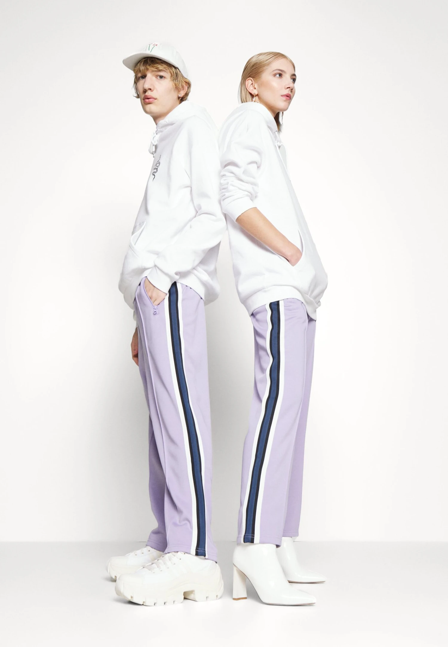 Unisex - Pantaloni Sportivi - Lilac YOURTURN Unisex - Pantaloni Sportivi - Lilac -Yourturn 1cf32b476fa8481c9607b4f0f7110e58 scaled