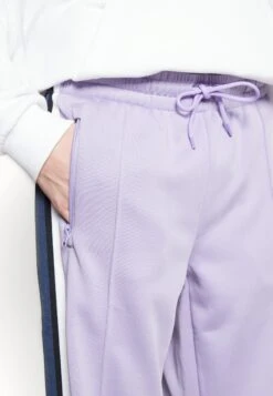 YOURTURN Unisex - Pantaloni Sportivi - Lilac 5 YOURTURN Unisex - Pantaloni Sportivi - Lilac -Yourturn 2e3bfe98a1a743299dfd52708e77761b scaled