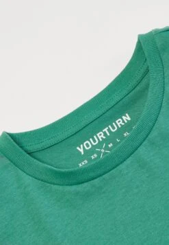 YOURTURN UnisexT-Shirt Con StampaGreen Uomo T-shirt E Polo YO12100OU-M11 9 YOURTURN UnisexT-Shirt Con StampaGreen Uomo T-shirt E Polo YO12100OU-M11 -Yourturn 43ac14ef5a714437a0a447766197340b scaled