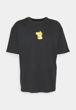 YOURTURN Pokemon Pikachu Unisex - T-Shirt Con Stampa - Black -Yourturn 5dbf378771b9411d9980e13aae37f94e scaled