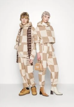 YOURTURN UnisexPantaloni SportiviBeige Uomo Pantaloni YO12100V4-B11 1 YOURTURN UnisexPantaloni SportiviBeige Uomo Pantaloni YO12100V4-B11 -Yourturn 62ef6fc67338482d83443d5888a126b1 scaled