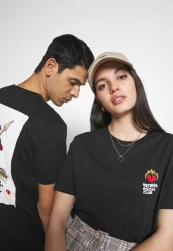 YOURTURN UnisexT-Shirt Con StampaBlack Uomo T-shirt E Polo YO121002A-Q11 3 YOURTURN UnisexT-Shirt Con StampaBlack Uomo T-shirt E Polo YO121002A-Q11 -Yourturn 72736fe45c67475394762603ae3064e2 scaled