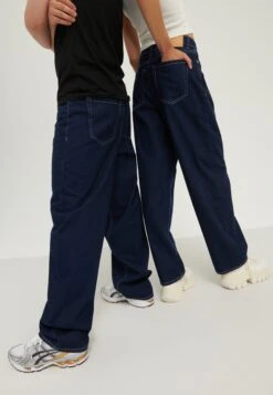 YOURTURN Unisex - Jeans Baggy - Rinsed Denim 2 YOURTURN Unisex - Jeans Baggy - Rinsed Denim -Yourturn 8c9995c47b1f4716ab2a82a9384e7050 scaled