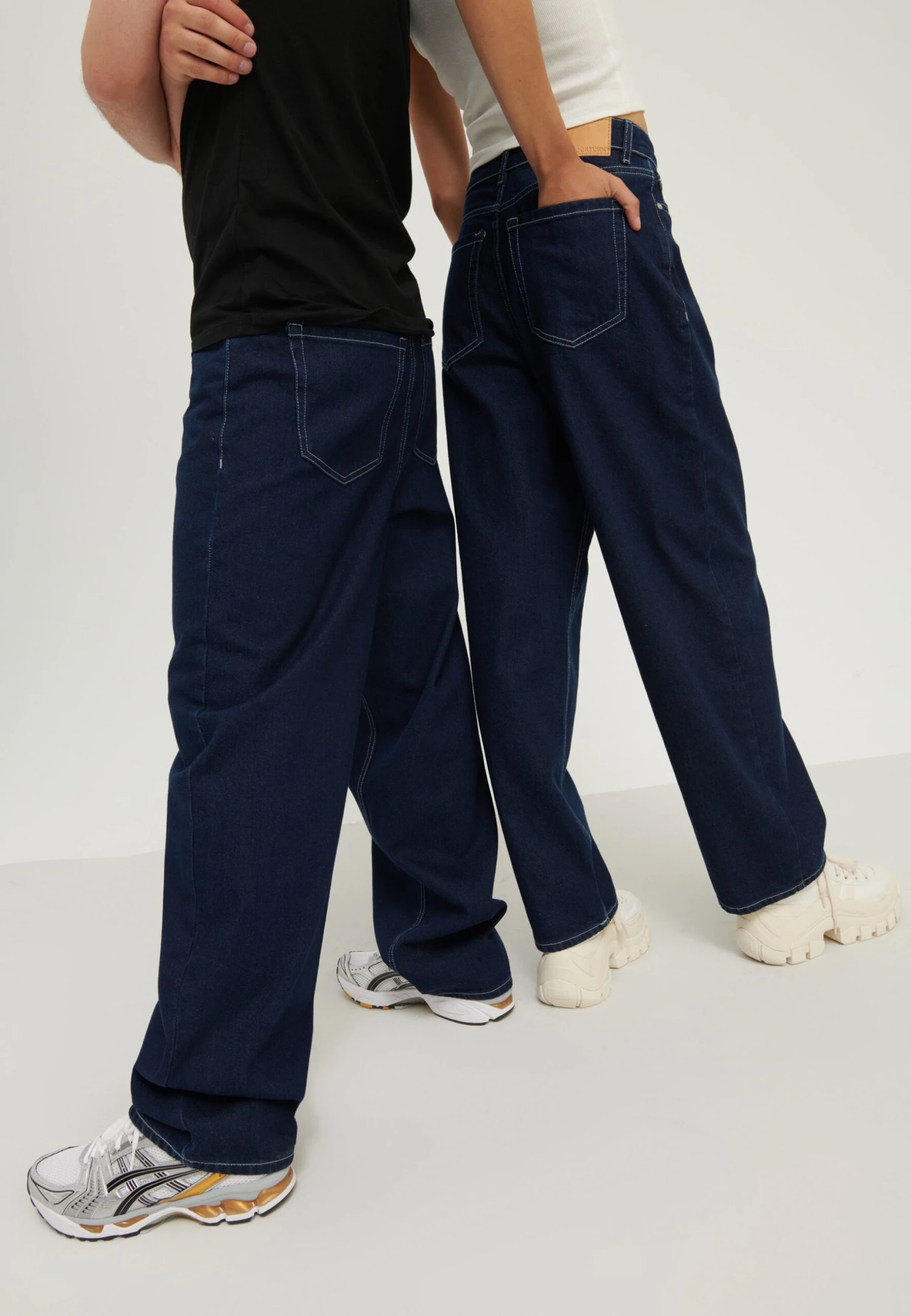 Unisex - Jeans Baggy - Rinsed Denim YOURTURN Unisex - Jeans Baggy - Rinsed Denim -Yourturn 8c9995c47b1f4716ab2a82a9384e7050 scaled