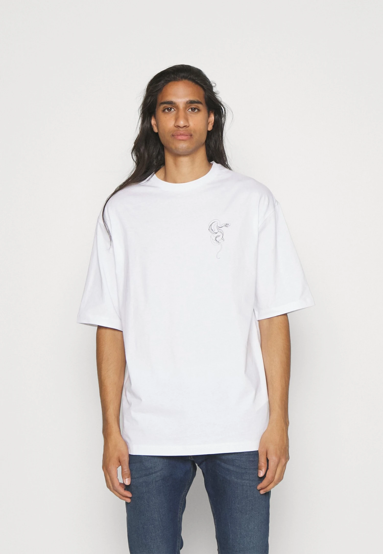 UnisexT-Shirt Con StampaWhite Uomo T-shirt e polo YO121012U-A11 YOURTURN UnisexT-Shirt Con StampaWhite Uomo T-shirt E Polo YO121012U-A11 -Yourturn a4bbe0cbe79d4447ab1b678f87aef6e5 scaled