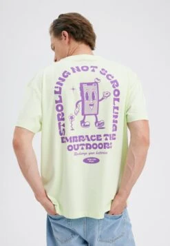 YOURTURN UnisexT-Shirt Con StampaOff-White Donna T-shirt E Top YO122O0ST-A11 2 YOURTURN UnisexT-Shirt Con StampaOff-White Donna T-shirt E Top YO122O0ST-A11 -Yourturn b4e595157f4e4aa4939bcd7f3917aca1 scaled