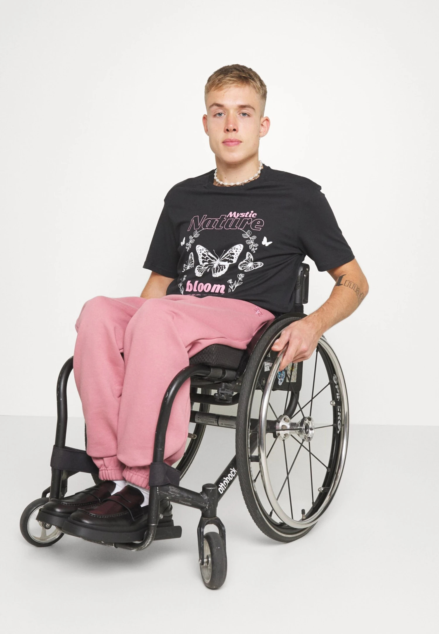 UnisexT-Shirt Con StampaBlack Uomo T-shirt e polo YO12100OT-Q11 YOURTURN UnisexT-Shirt Con StampaBlack Uomo T-shirt E Polo YO12100OT-Q11 -Yourturn b86a21014be2485983ae3063345aefb3 scaled