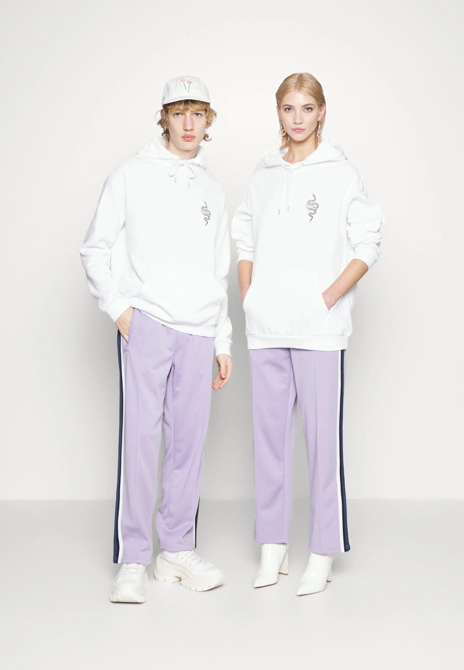 Unisex - Pantaloni Sportivi - Lilac YOURTURN Unisex - Pantaloni Sportivi - Lilac -Yourturn c678881c2c344c97b0ab5db823bd92d0 scaled