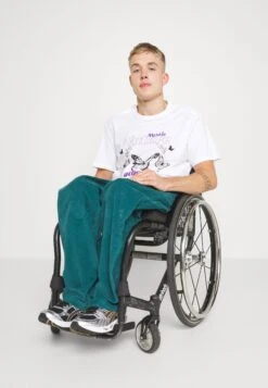 YOURTURN UnisexT-Shirt Con StampaWhite Donna T-shirt E Top YO12100OT-A11 4 YOURTURN UnisexT-Shirt Con StampaWhite Donna T-shirt E Top YO12100OT-A11 -Yourturn e098cb8fb7e844989d6d377fe66d7529 scaled