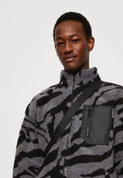 YOURTURN UnisexGiacca In PileGrey Uomo Maglieria E Felpe YO12100VD-C11 -Yourturn e4ac82e499054d1f8826090370324730 scaled