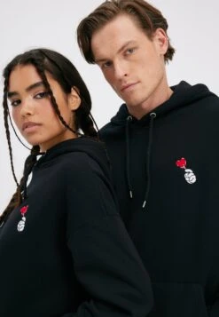 YOURTURN Felpa Con CappuccioBlack Uomo Maglieria E Felpe YO12100BP-Q11 3 YOURTURN Felpa Con CappuccioBlack Uomo Maglieria E Felpe YO12100BP-Q11 -Yourturn e8ed6745badc470cb5ddf4d1a92eea64 scaled