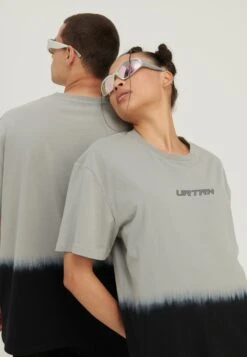 YOURTURN UnisexT-Shirt Con StampaGrey Donna T-shirt E Top YO122O0SK-C11 2 YOURTURN UnisexT-Shirt Con StampaGrey Donna T-shirt E Top YO122O0SK-C11 -Yourturn fa9144b8519c4e5fa51c3d3e9238e45f scaled