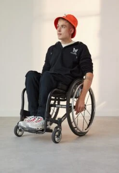 YOURTURN UnisexFelpaBlack Donna Felpe YO12100RK-Q11 1 YOURTURN UnisexFelpaBlack Donna Felpe YO12100RK-Q11 -Yourturn fdf2b1711004447d80e6a3014947b1d8 scaled